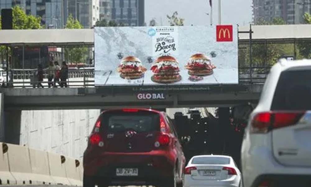 Campañas: ¿Por qué incluir carteles en la calle ?