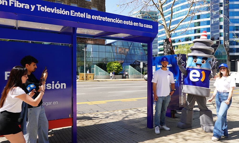 “Entelín”: Cómo Entel marcó pauta en OOH